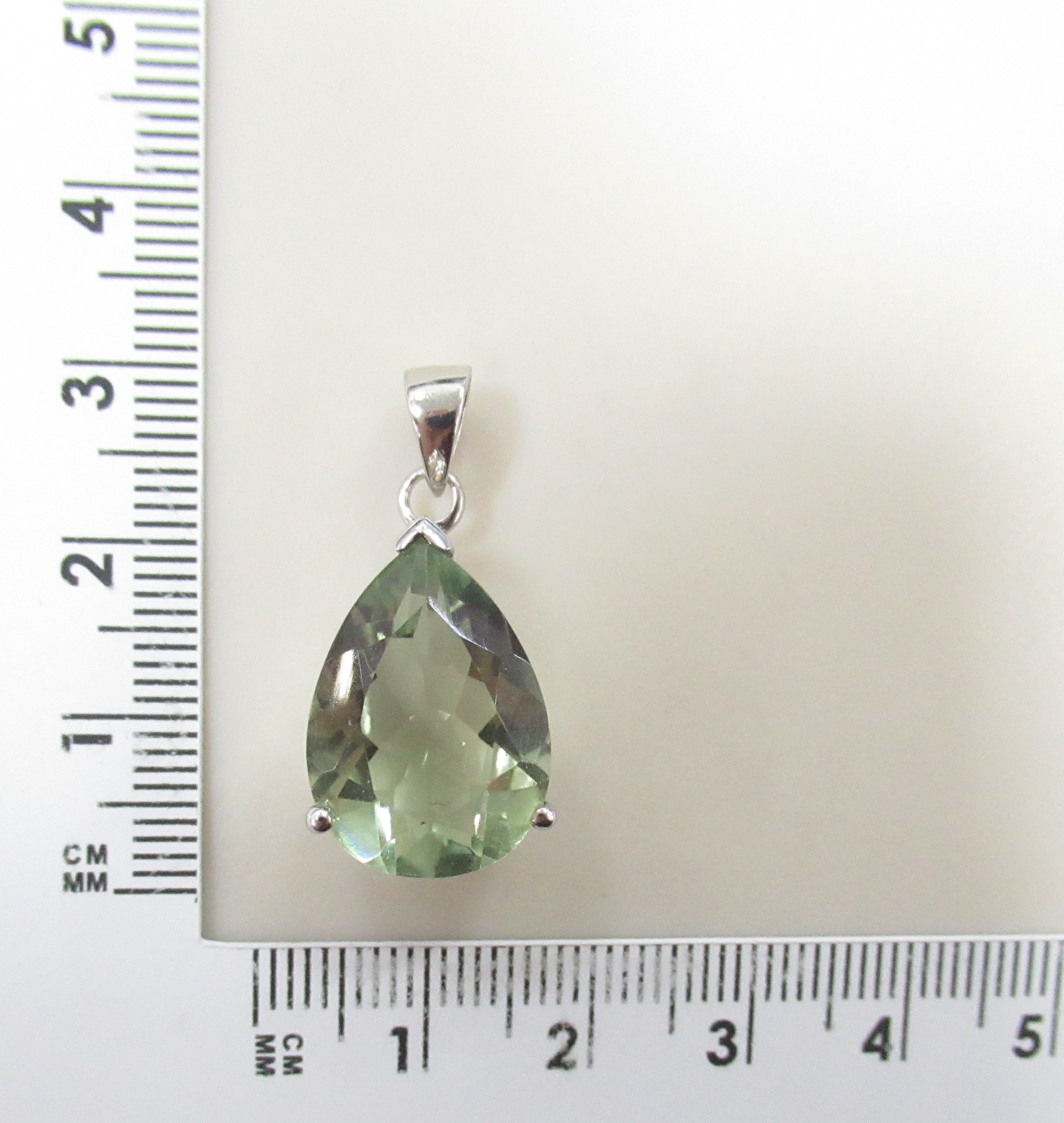 Серебряная подвеска 925 пробы; вставки 1 Аметист зеленый 9,93ct;